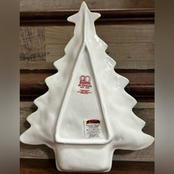 Super Cute Hand Painted Ceramic Nostalgic Tree  🌲 plate (Tray) by Mr. Christmas - Picture 7 of 8